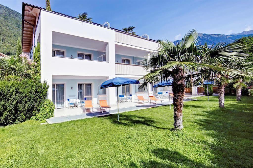 Glanzhof Hotel & Apartments Marlengo Esterno foto