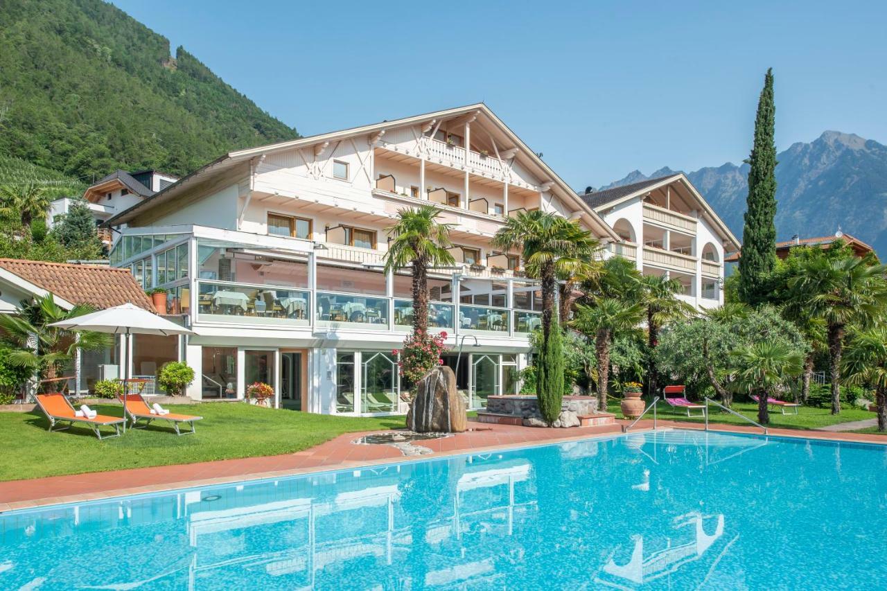 Glanzhof Hotel & Apartments Marlengo Esterno foto